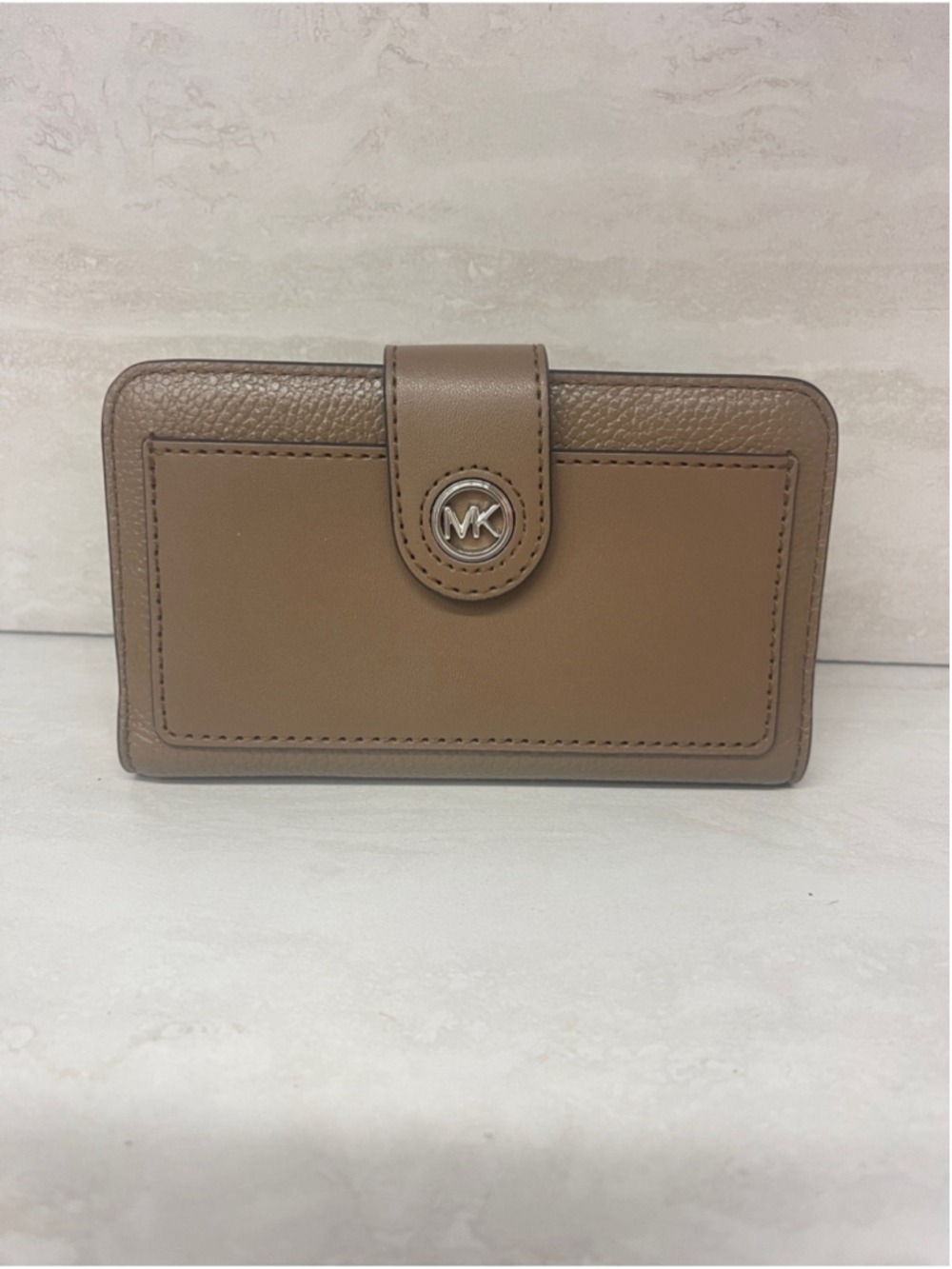 Michael Kors Medium Tab Pocket Bifold Driftwood